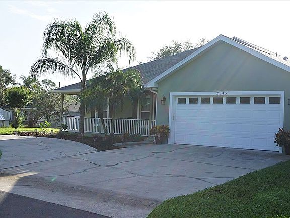 3rd image of 2245 Barbara Dr