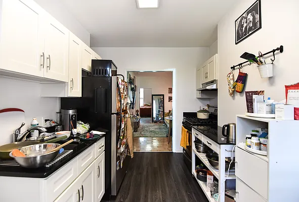 Rented by The Agency | media 7
