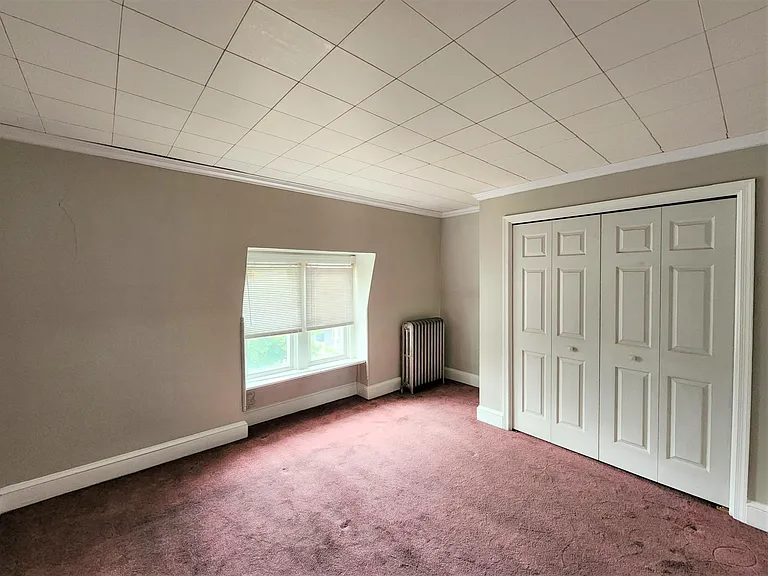 24 Reading Ave #1 — Photo 10