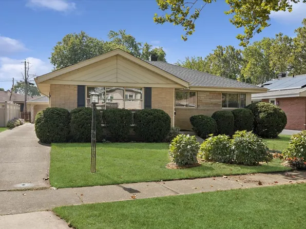 10511 Preston St, Westchester, IL 60154