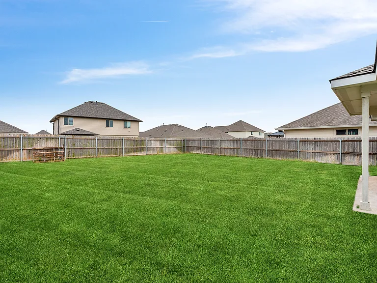 1142 Natchez Dr — Photo 41