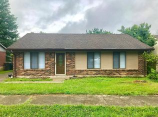 3481 Featheridge Dr, Lexington, KY 40515