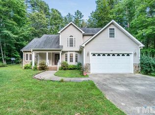 544 Birdsong Ln, Hurdle Mills, NC 27541