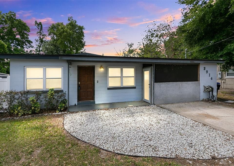 1st image of 3914 Castell Dr