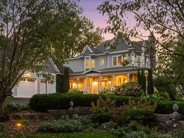 20575 Summerville Rd, Excelsior, MN 55331