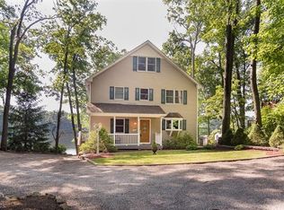 10 Rosemarie Ln, Byram Township, NJ 07821