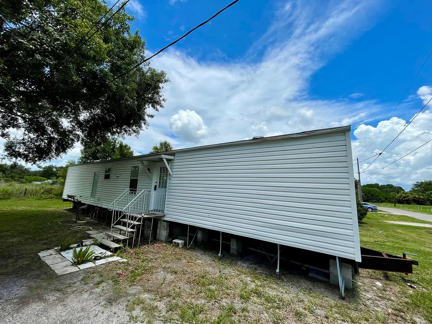 12410 Phillips Lane — Photo 3