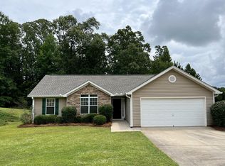 305 Preakness Dr, Lagrange, GA 30241