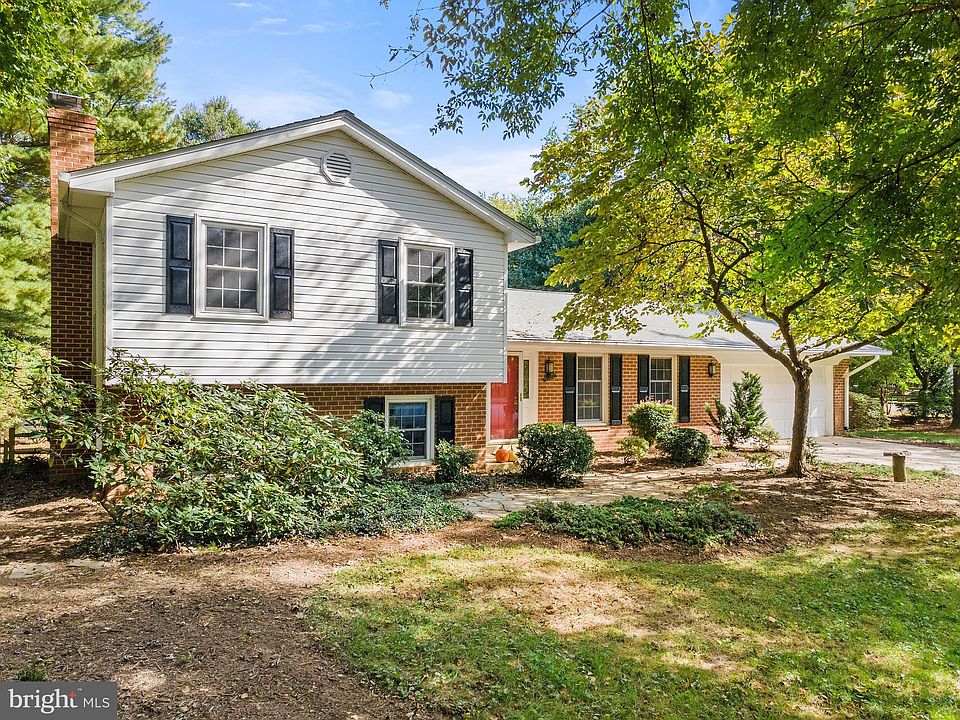2707 Clarkes Landing Dr, Oakton, VA 22124 Zillow