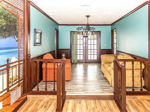 4th image of 144 Park Ave