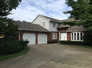 638 Bay View Dr, Mishawaka, IN