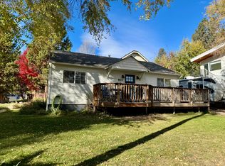 903 NW 13th St, Bend, OR 97703