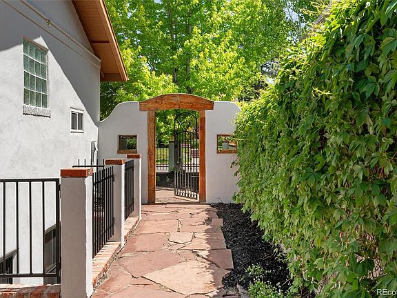3rd image of 2623 Glencoe Street