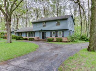 4520 Knollwood Dr, Racine, WI 53405