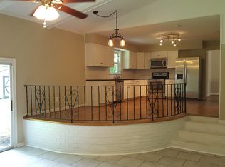 929 Norfleet Rd, Virginia Beach, VA 23464