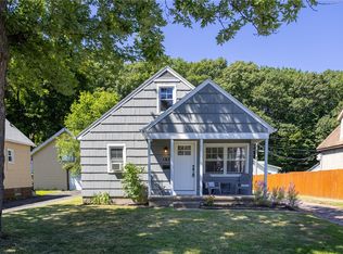 182 Birchwood Dr, Rochester, NY 14622