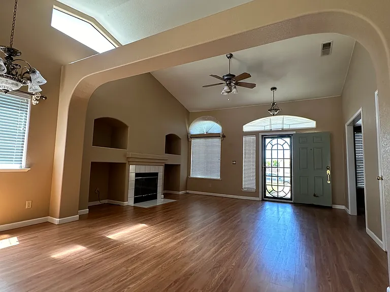 4530 Fosberg Rd — Photo 3
