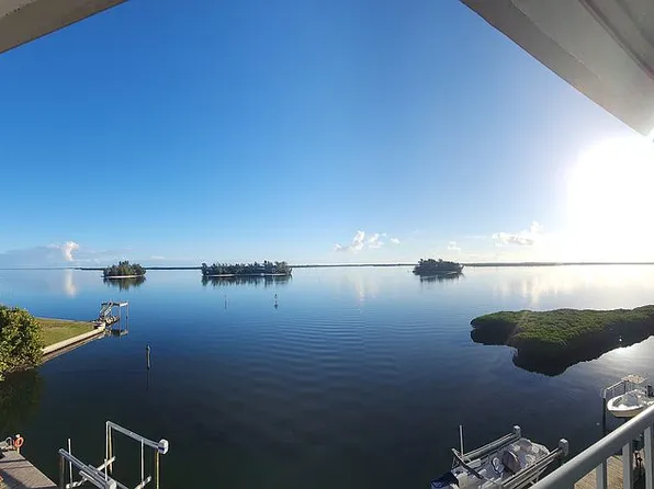 6003 River Run Dr, Sebastian, FL 32958