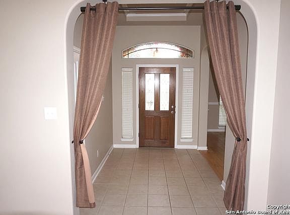 5th image of 9302 Gaytan Dr