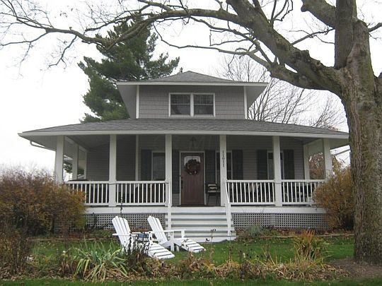 2nd image of 11911 E St NE