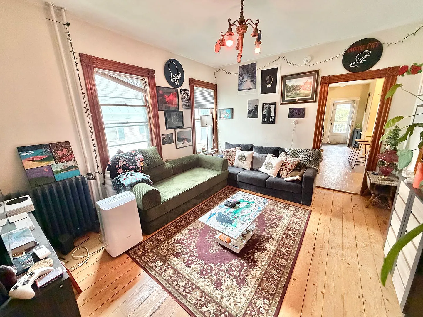 3 Bedroom Apartment in Burlington VT Available 10/1! — Photo 3