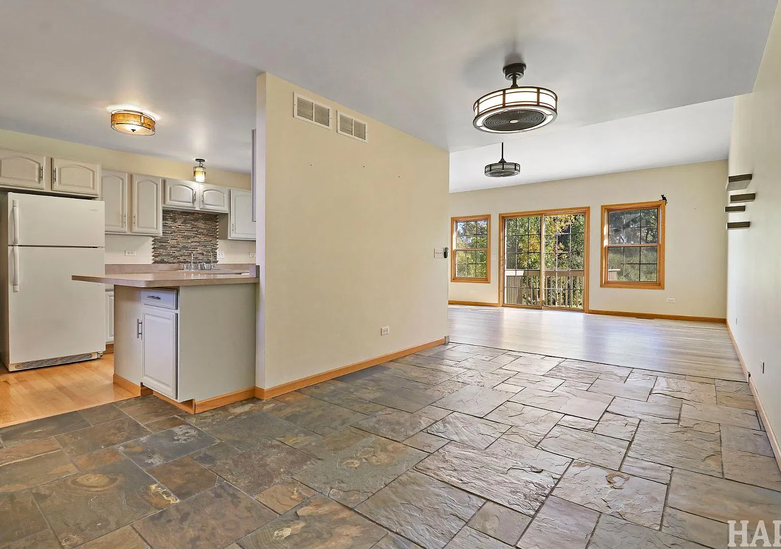 5829 Fieldstone Trl - 5829 Fieldstone Trl — Photo 4