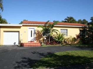 711 Falcon Ave, Miami Springs, FL 33166
