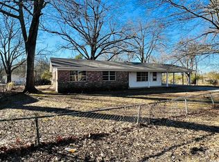 9 Triple R Ln, Fordyce, AR 71742