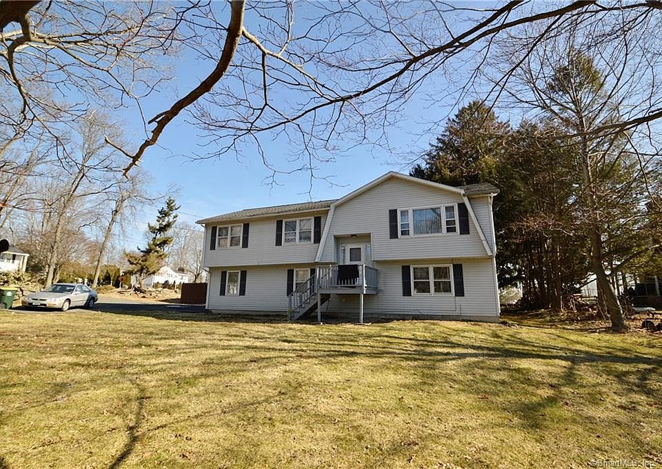 1st image of 3 Schumacher Dr