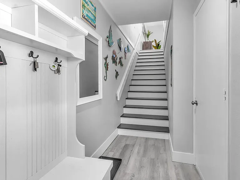 860 Evergreen Way #860 — Photo 13