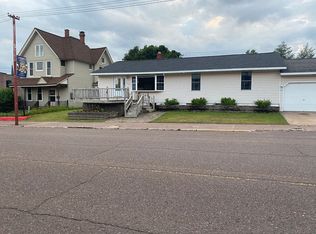 411 N 6th St, Calumet, MI 49913