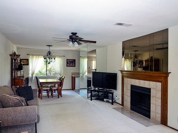 3rd image of 2257 Anna Dr