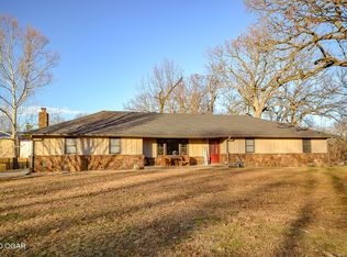 2389 W Sequoia Ln, Carthage, MO 64836