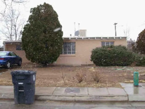 2937 Graceland Dr NE, Albuquerque, NM 87110