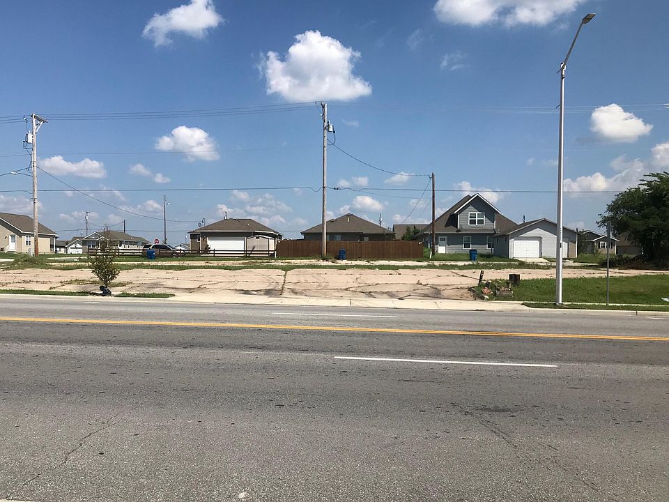1st image of 2301 S Main St