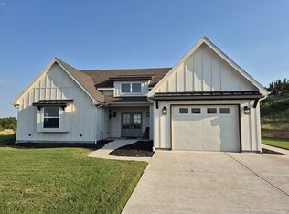 3695 Beacon Lake Dr, Bluff Dale, TX 76433