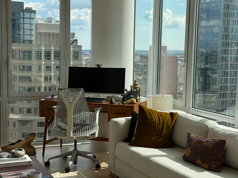 42-20 24th St #22J — Photo 2