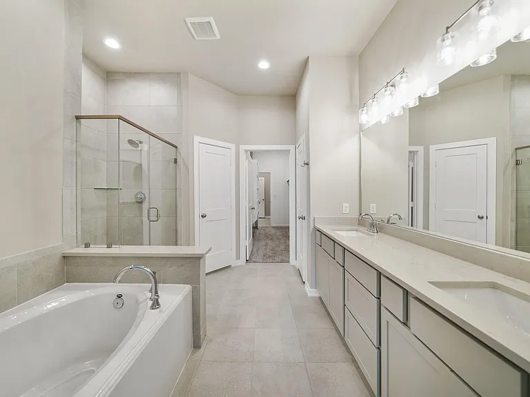 1547 Crystal Stream Dr — Photo 20