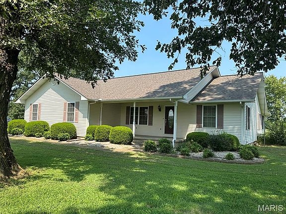2nd image of 23320 Caitie Ln