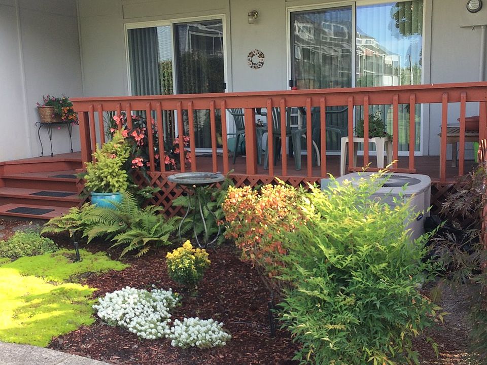 1st image of 310 NE 85th St