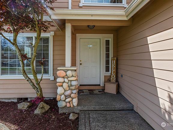 2nd image of 10702 231st Avenue E