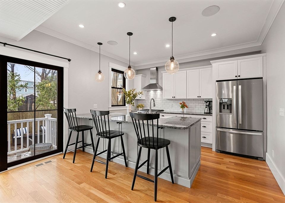 1st image of 34 Purchase St #34