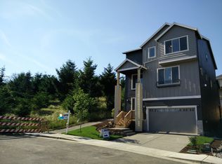 12087 SW Autumnview St, Tigard, OR 97224