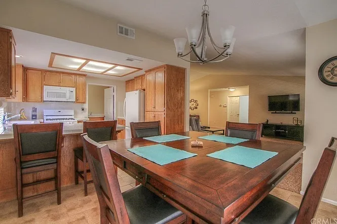 1319 Zirconia St — Photo 10