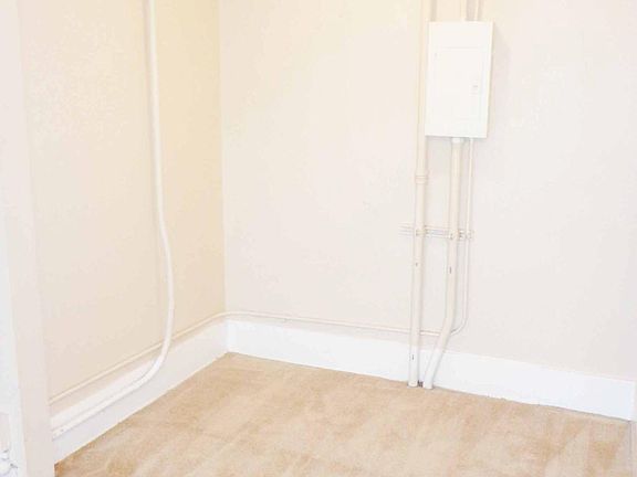3rd image of 235 Tacoma Ave S APT 202