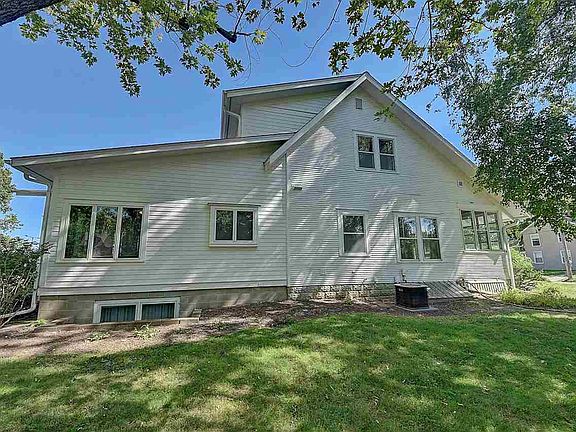 2nd image of 316 Myrtle Ave