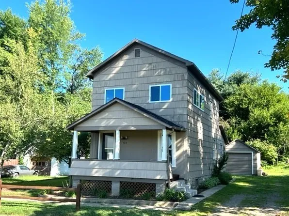 524 Carol St, Newcomerstown, OH 43832