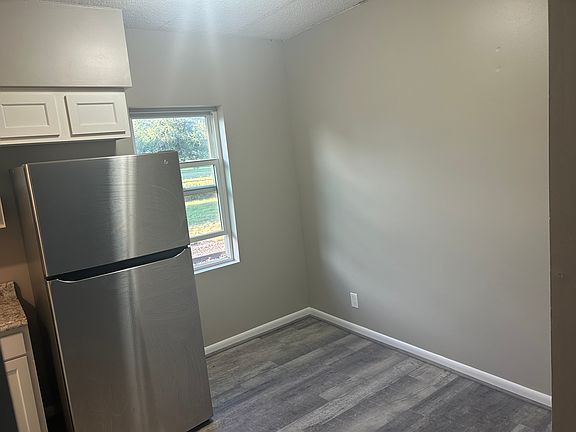 3rd image of 2339 Nebraska St #11