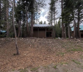 5659 Yuba Dr, Soda Springs, CA, 95728
