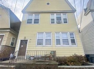 128 W 49th St #3, Bayonne, NJ 07002